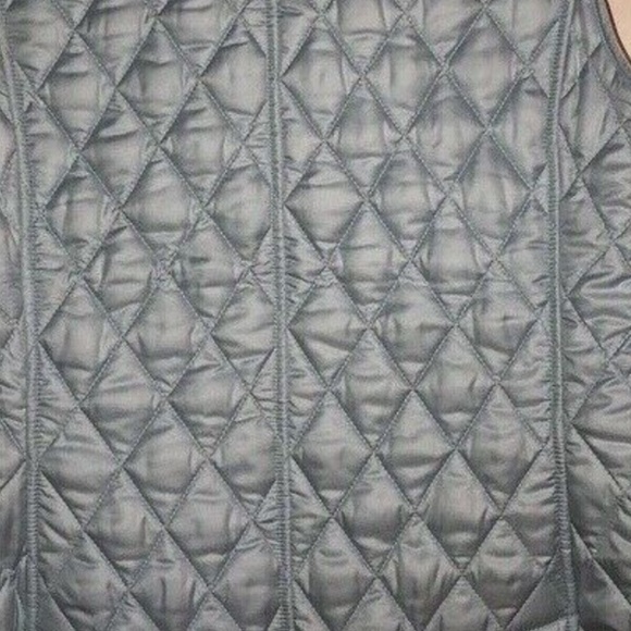 Gorgeous VTG Womens ICE BLUE Medium LL Bean Quilted Lined Barn Vest Perfect! - Picture 3 of 8